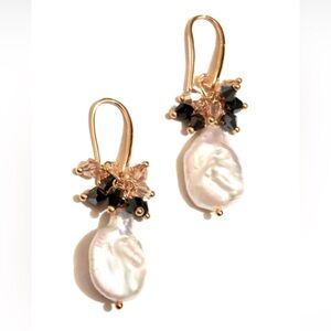 Just in💕 NEW Genuine Fresh Water Pearl Statement Earrings